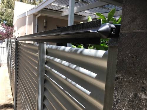 Cat-proof fence paddle kitsby Oscillot: Cat Fence, Cat proof fence, Cat fence rollers, Cat Fence topper, cat containment system, Oscillot cat fence, Cat containment fence, Cat proof fence topper, Outdoor Cats, 