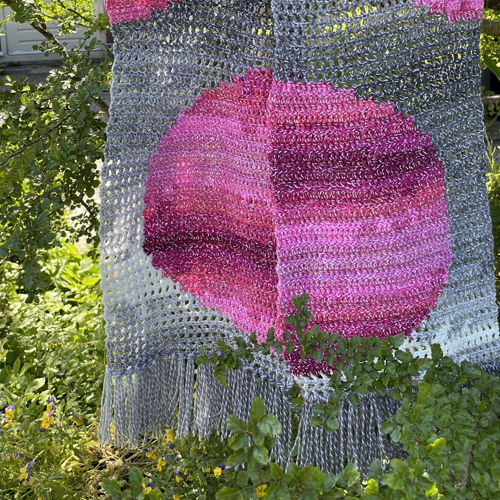 Crocheted circular scarf Rose