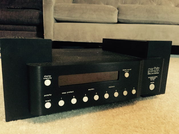 Mark Levinson 30.5 dac with 330 power supply