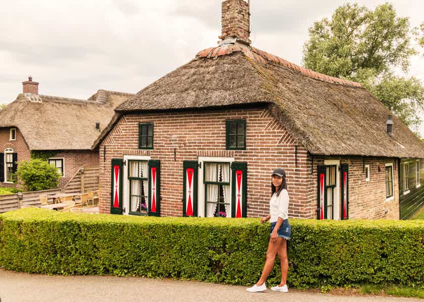 Giethoorn Guided Day Trip from Amsterdam with Boat Cruise - photo 5