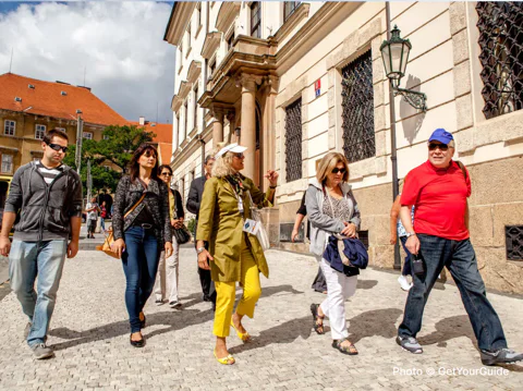 Full-Day Sightseeing Tour with Cruise and Lunch