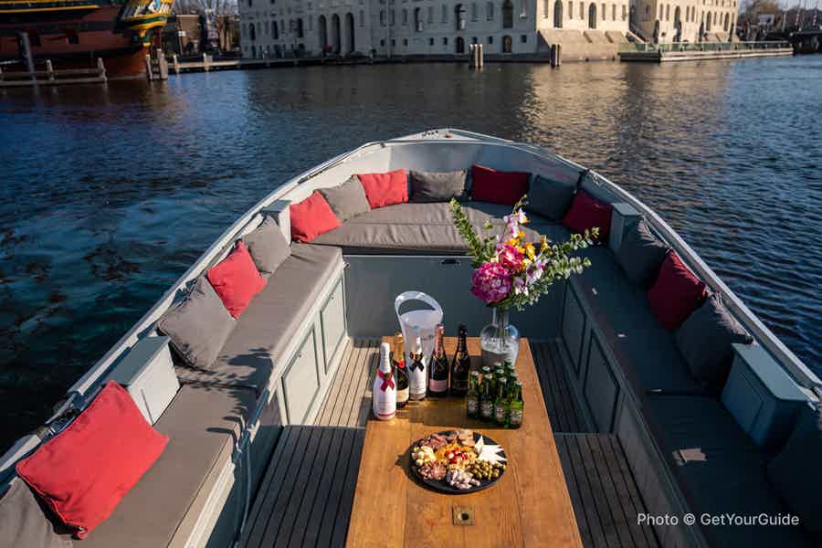 Private Luxury Cruise with Drinks & Silent Disco - photo 5