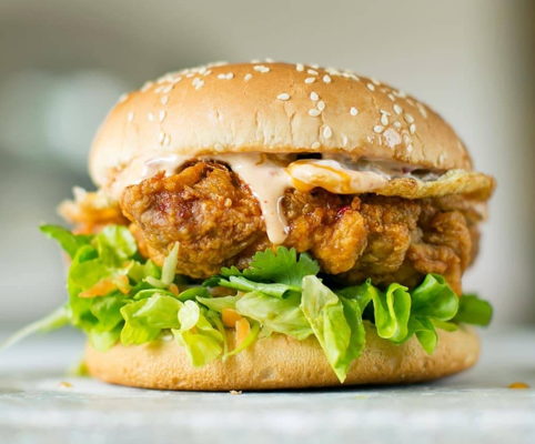 Burger gà giòn