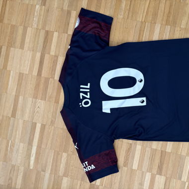 2018-19 Arsenal Away Shirt Ozil #10 - (M)