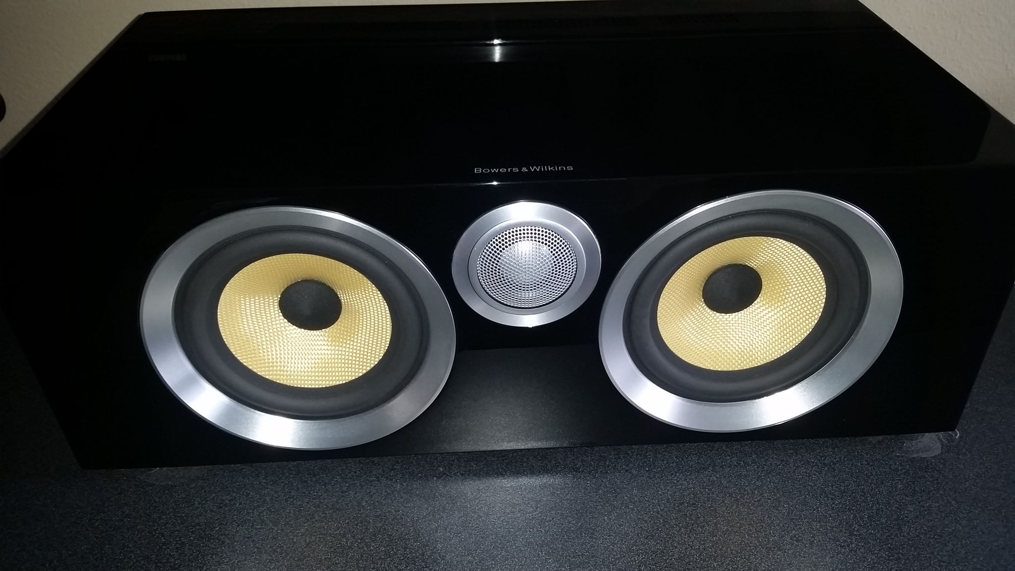 B&W Centre Version 2 (center speaker)