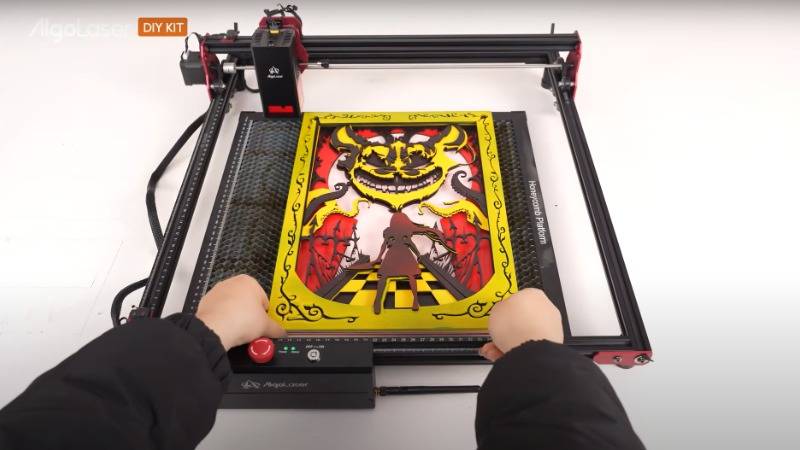 Laser Engraver Cutting Plywood to Make Anime Stacked Carvings 04
