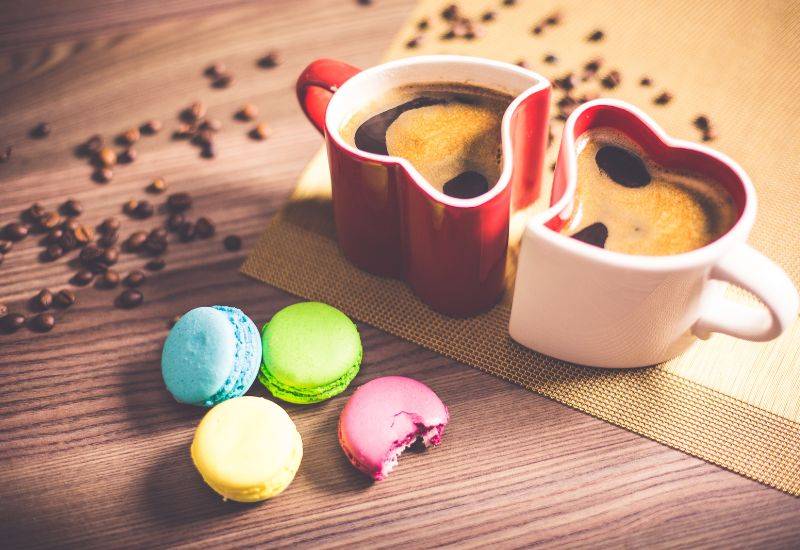 お菓子食べ過ぎ