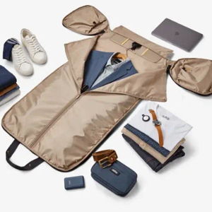 The Premium Garment Duffel 45L - Color: Pacific