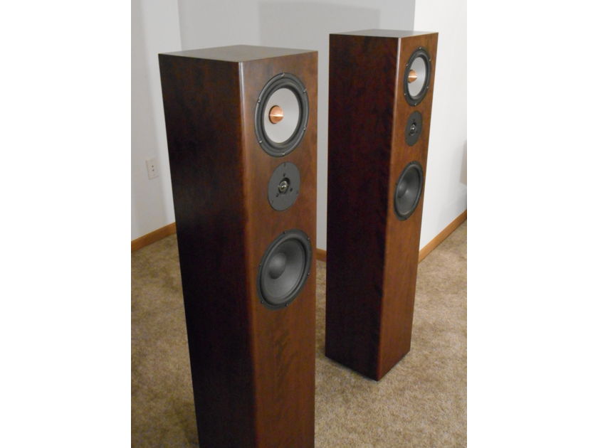 Source Technologies JSE SEAS EXCEL 178XL Front and Center Speakers