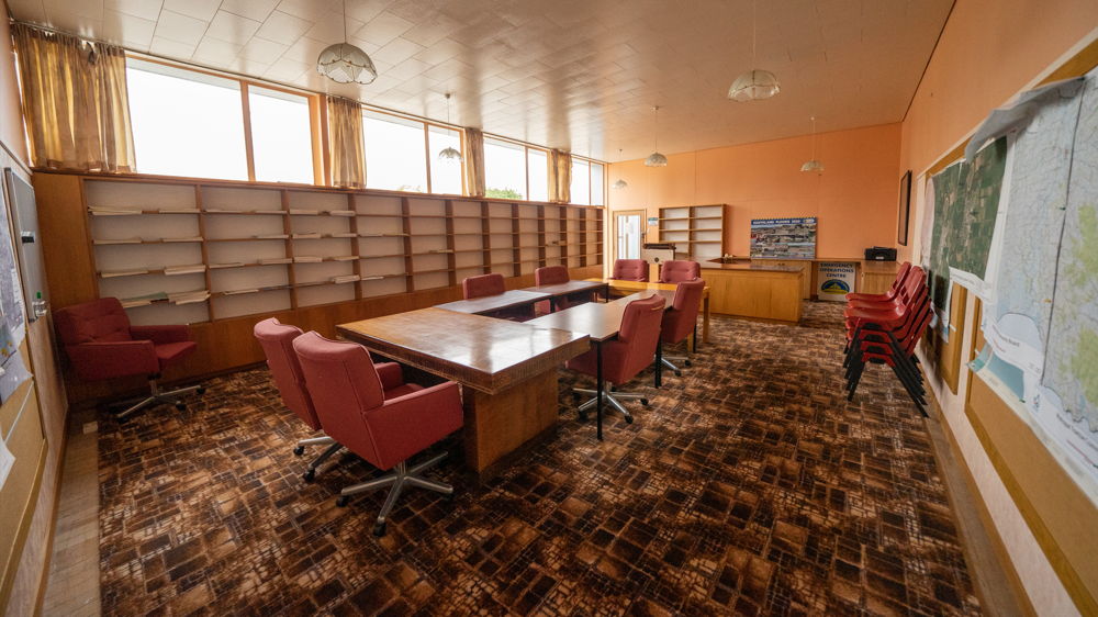 Committee room for hire in Wyndham rural location, perfect for smaller groups