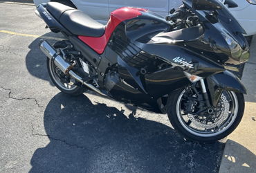 2008 KAWASAKI ZX1400C8F NINJA ZX-14 motorcycle for rent near Northwoods, IL