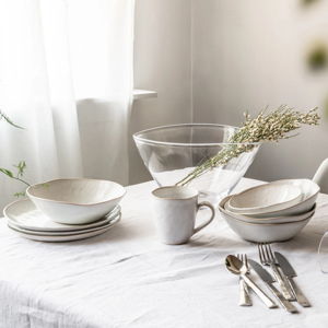 Dinnerware