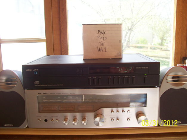 Rotel RX-304 Great Vintage Receiver 50 Watts X 2 $125.00