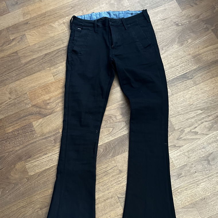 Dunkelblue Bootcut-Jeans