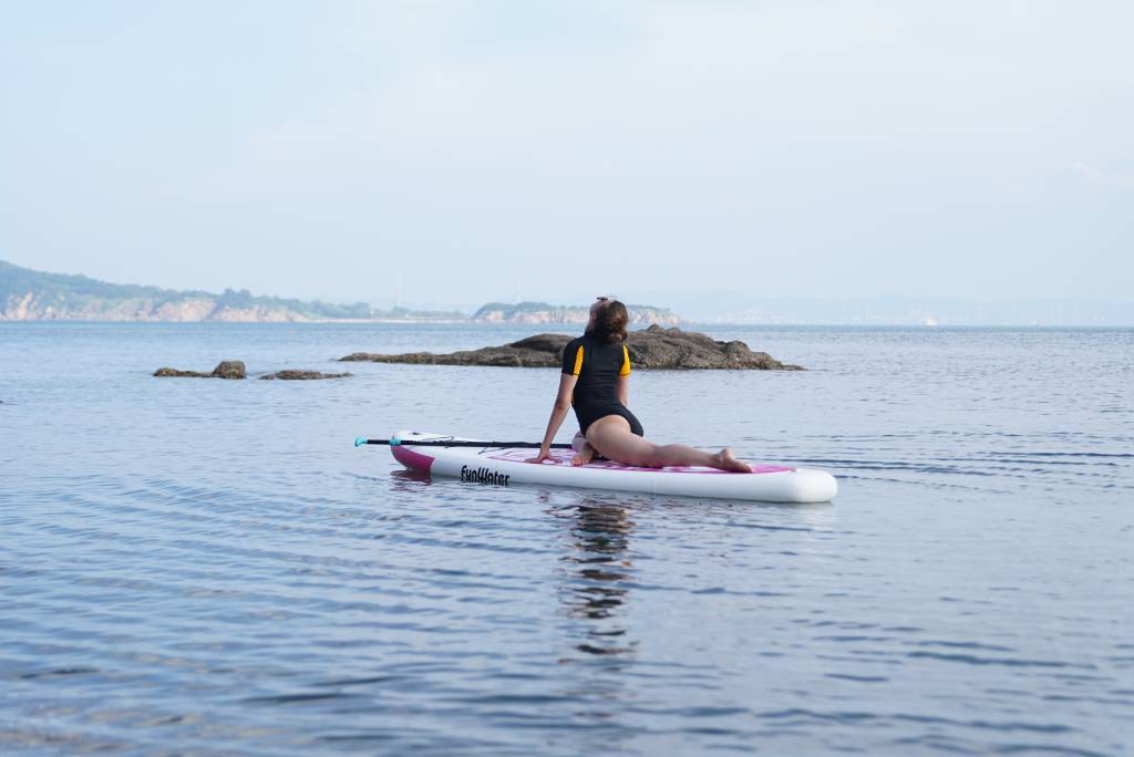Funwater yoga paddle board has great stability in Canada lake