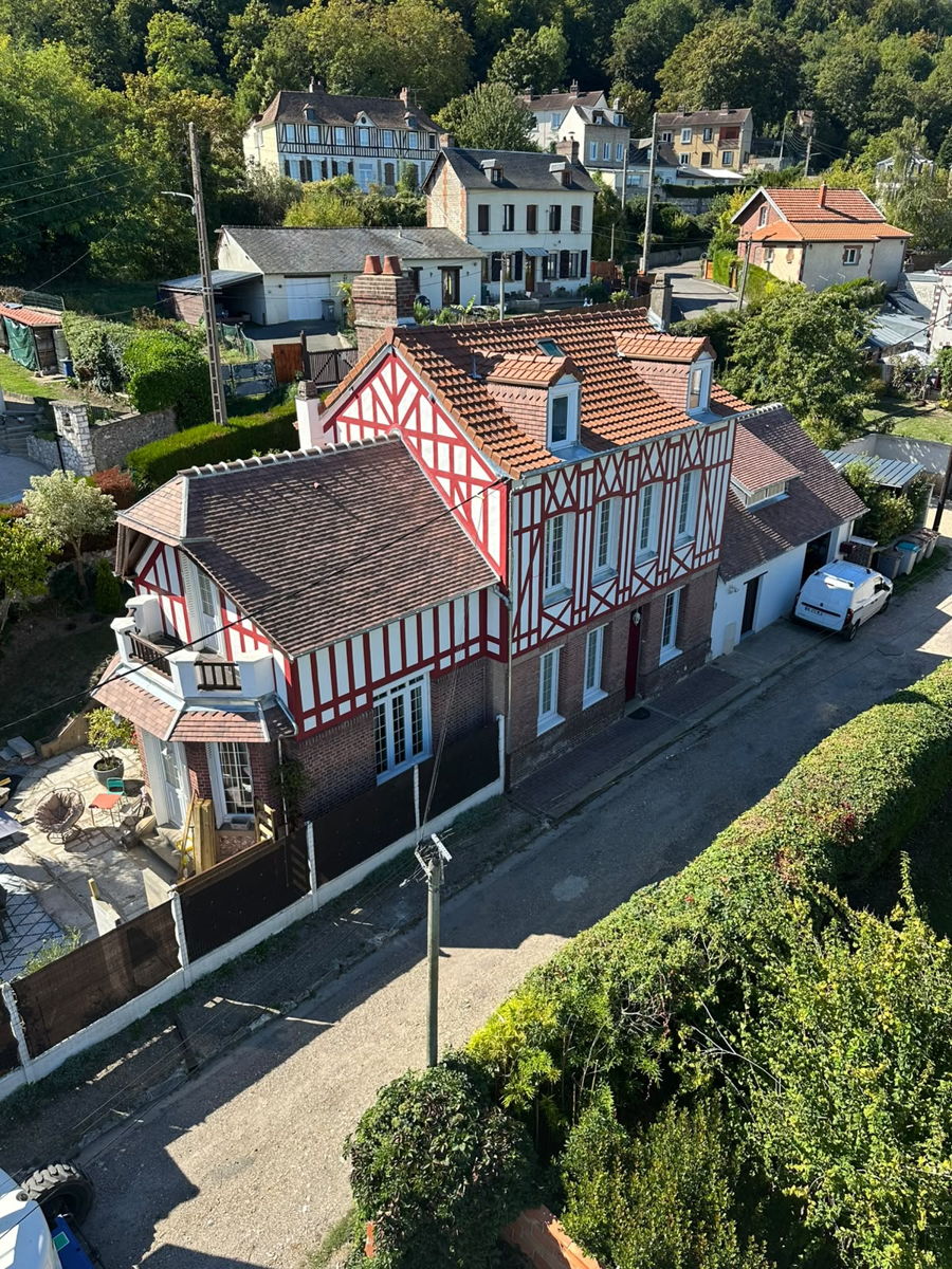 Chantier — couvreur à SAINT-LEGER-DU-BOURG-DENIS — photo 3