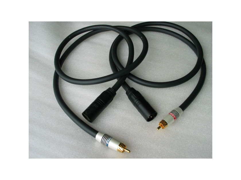 Monster Cable Male XLR / RCA M Series M1000i  interconnect cable 1M