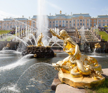 Петергоф без спешки: Большой Дворец, фонтаны, Малый дворец