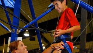 trampolino kinderspielpark bungee