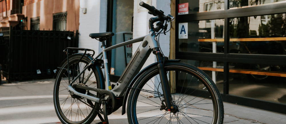 a Gazelle Ultimate C380+ electric bike in the city