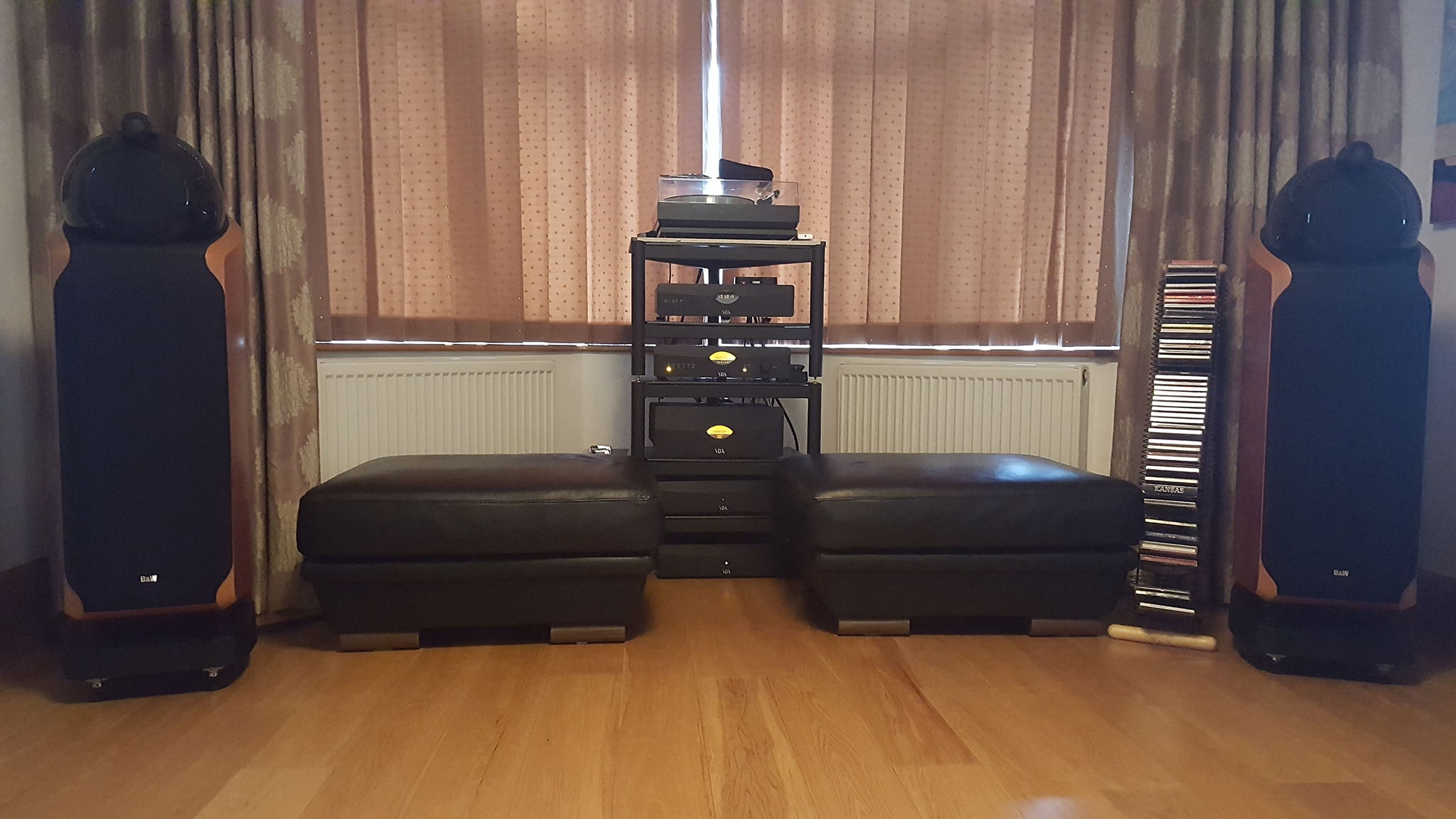 LP12, YBA Passion 1000 CD, Pre-amp, 600 Amp, B7W 802D speakers