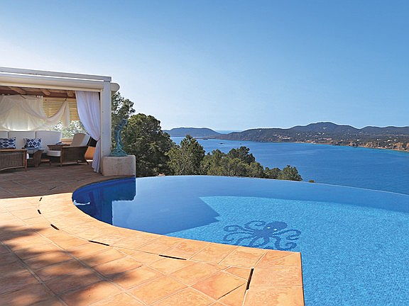  Ibiza
- Villa in Cala San Vicente mit Infinity- Pool und weitreichendem Meerblick