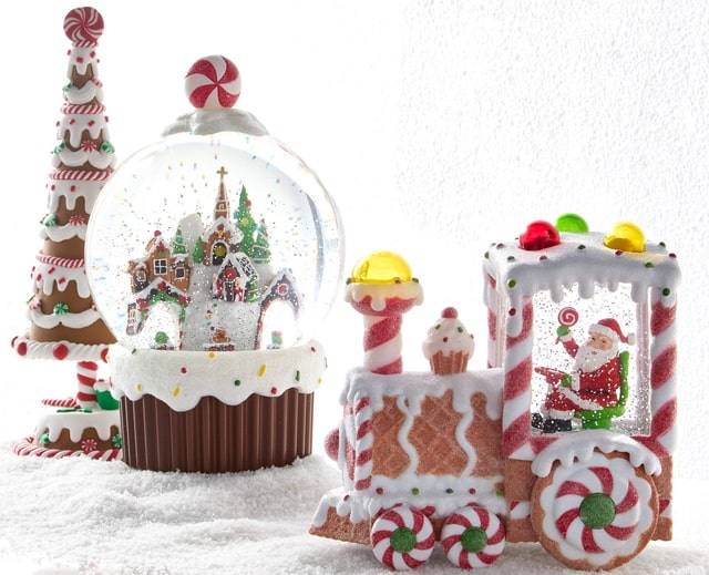 outdoor decoration nutcrackers with wreath and candy cane