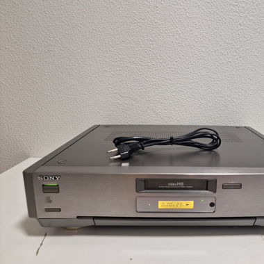SONY HI 8 STUDIO REKORDER EV-S 9000 REVIDIERT
