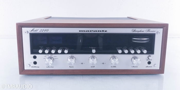 Marantz 2240 Vintage Stereo Receiver w/ Walnut Case; Fa...
