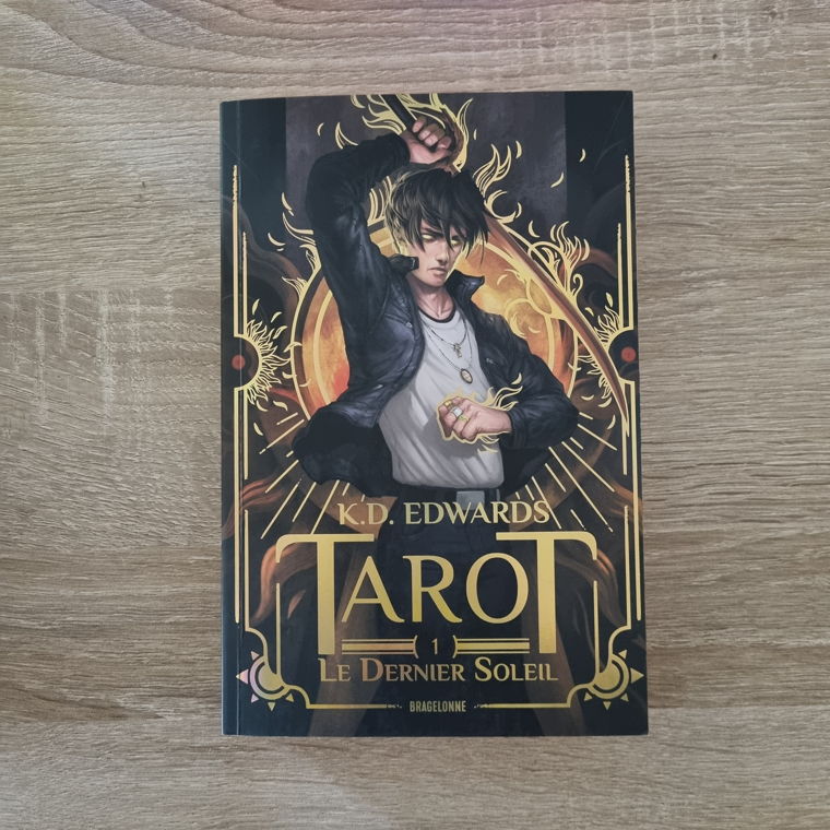 Tarot, tome 1 : Le dernier soleil