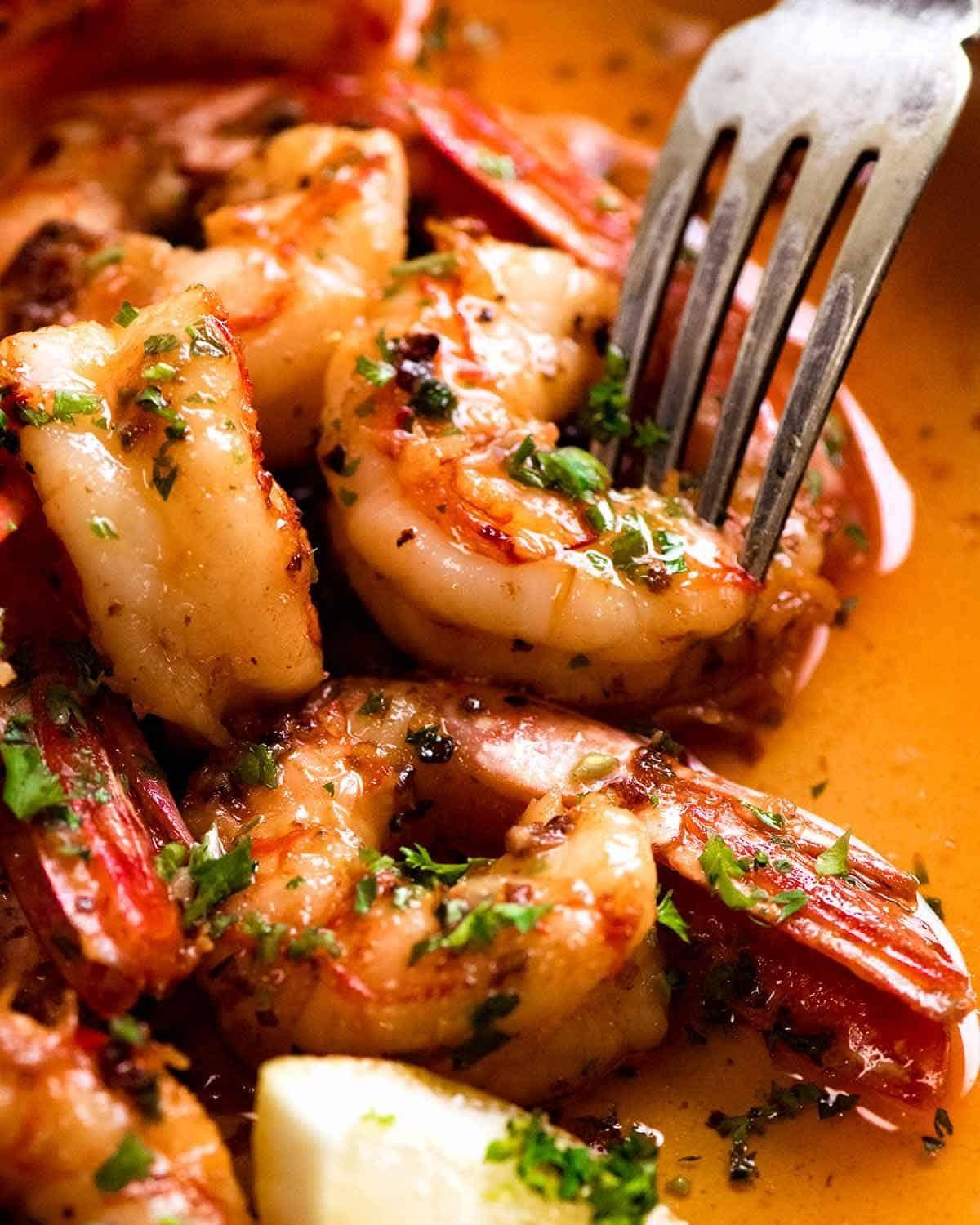 Garlic Prawns (Shrimp) - RecipeTin Eats