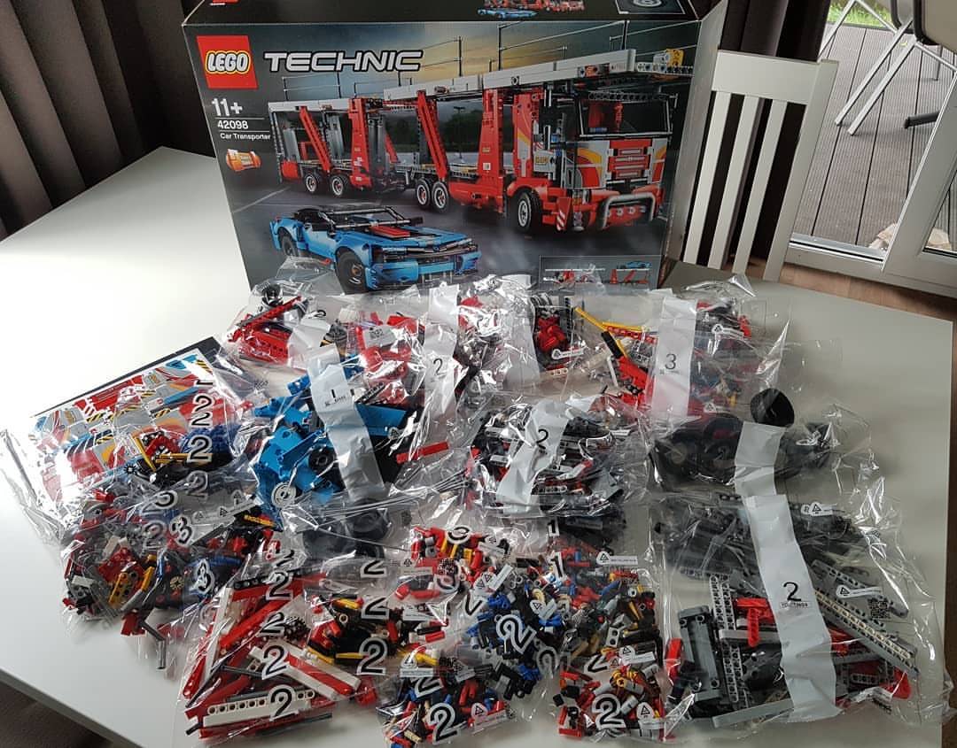 lego 42098 parts