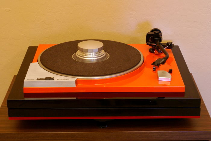 Pioneer  PL-41 Orange custom with Jelco Arm and RCA cable