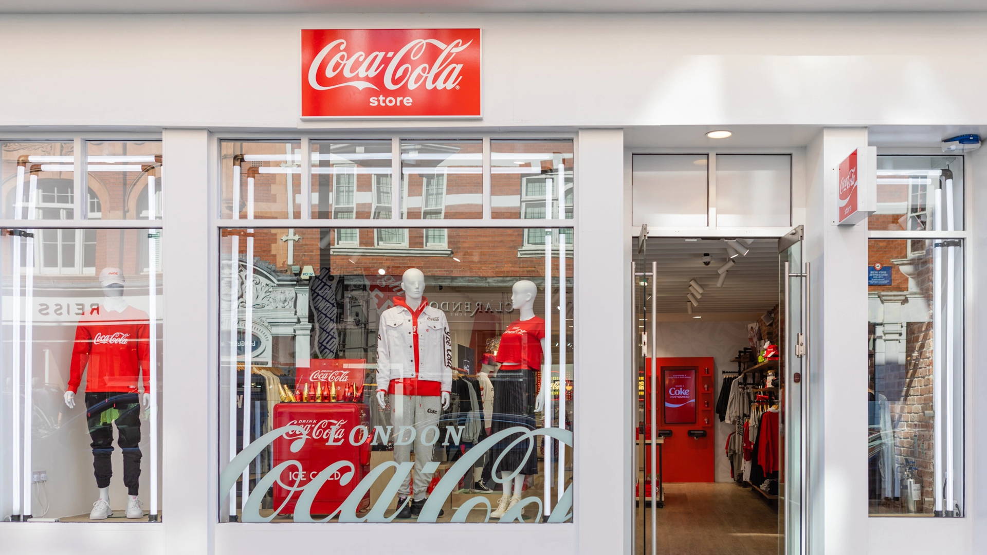 Featured image for Coca-Cola Opens UK Pop-Up Store With High-end Fashion Collabs and Beverage Bar
