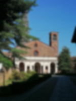 Tour enogastronomici Chiaravalle: Scopriamo l'Abbazia di Chiaravalle e il Grana Padano 