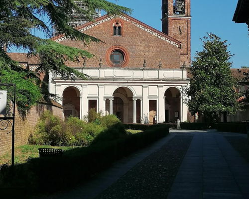 Tour enogastronomici Chiaravalle: Scopriamo l'Abbazia di Chiaravalle e il Grana Padano 