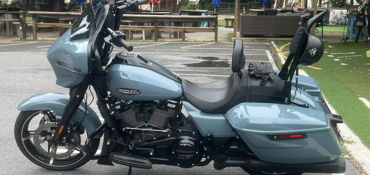 2024 HARLEY-DAVIDSON STREET GLIDE motorcycle for rent near Santa Rosa Beach, FL