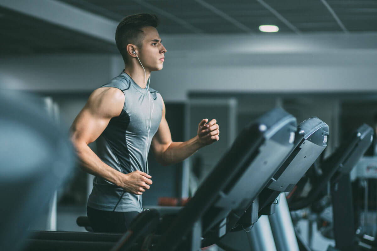 treadmill training in gym