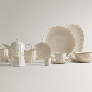 Dinnerware Set