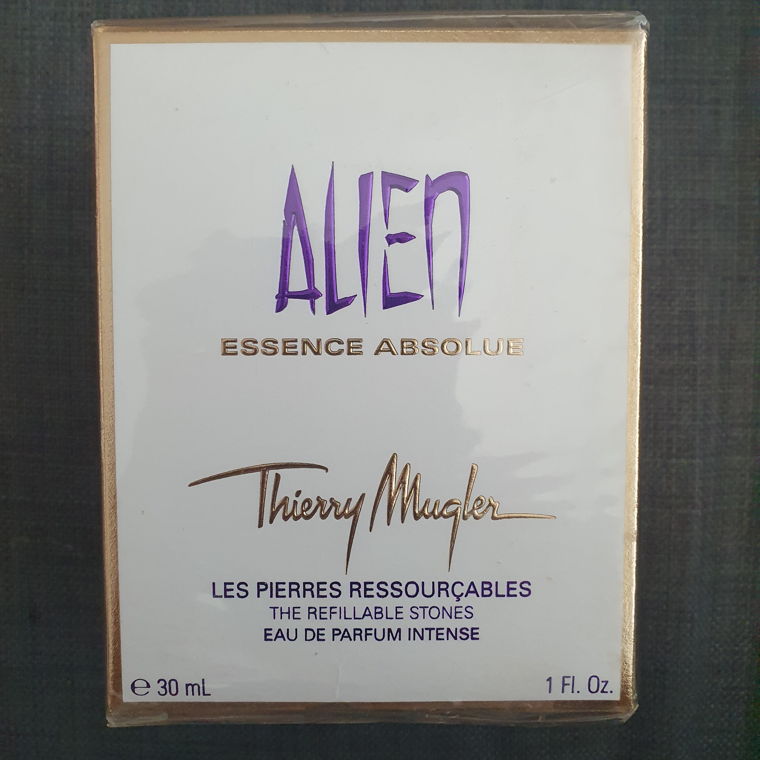 "Alien" Essence Absolue