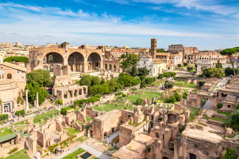 Skip-the-Line Forum, Colosseum & Palatine Hill Tour