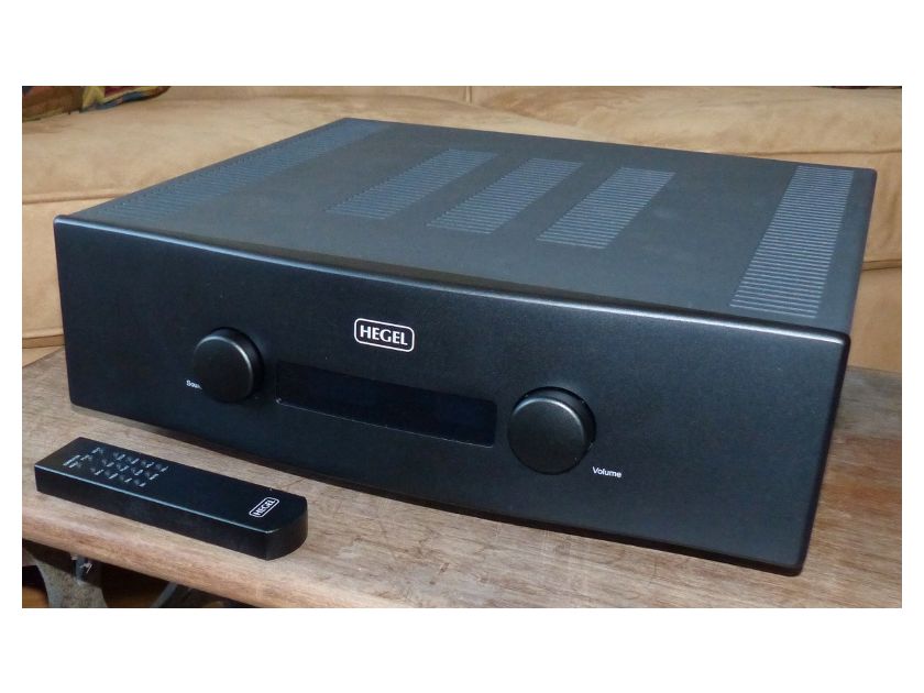 Hegel H360 Integrated Amp Digital/Analogue Ins/Out  Black NEW PRICE