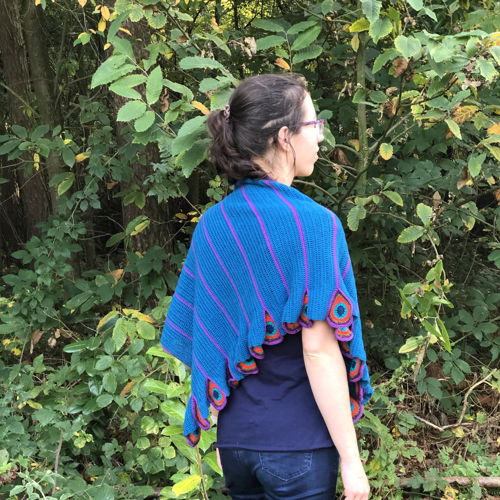 Gehäkelter Drachenschal Pauwla