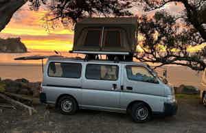 Campervan with rooftent fr up to 3 people