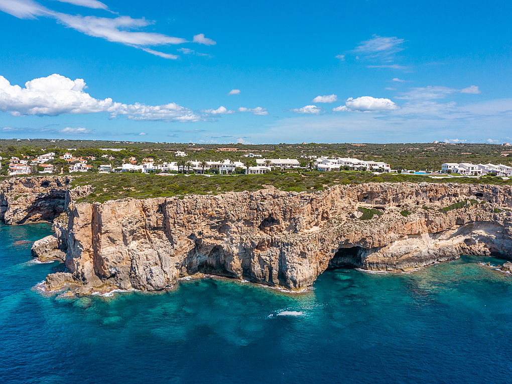  Mahón
- Erstklassige Villa zum Kauf in erster Meereslinie in Es Canutells, Mahón, Menorca