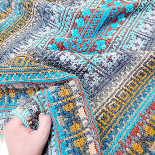 COZY MOSAIC CUDDLES. Rectangular center-out overlay mosaic crochet blanket pattern