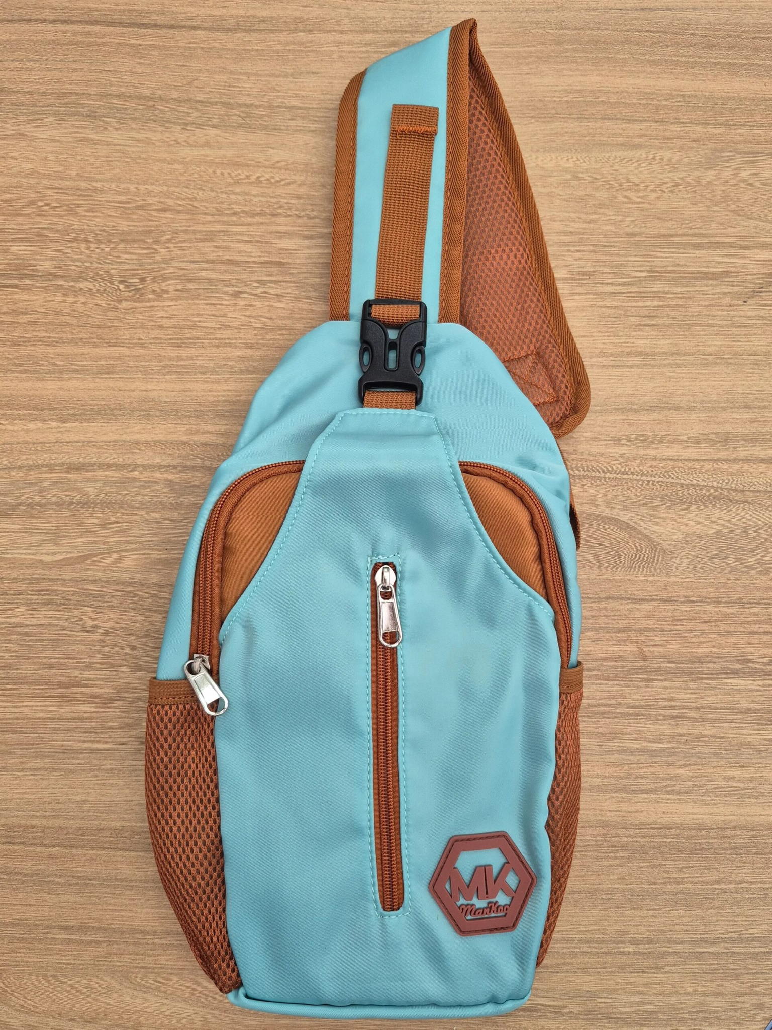 Twisted Retro - Image 3