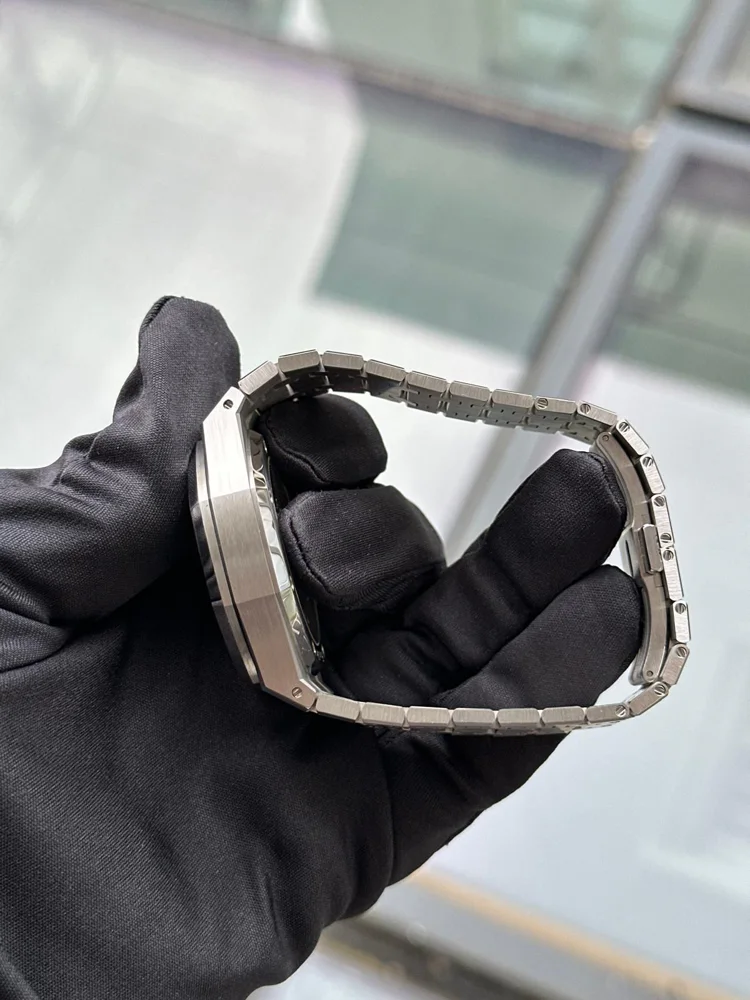 Full set unworn 2025