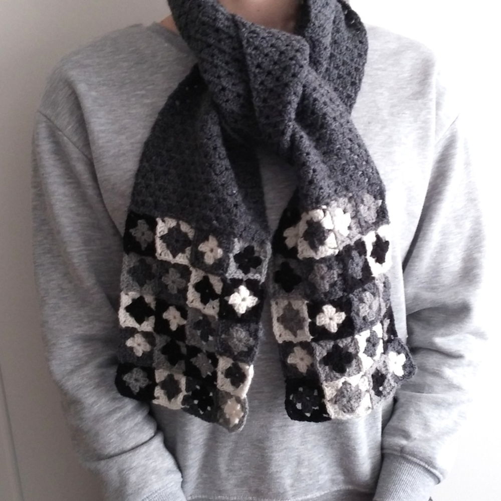 "Marsilea" mini granny squares scarf