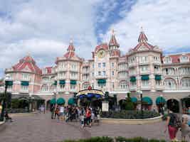Tour "1-Day, 1-Park: Disneyland® Paris Ticket + Free Disney Guide Book" - review photo 5